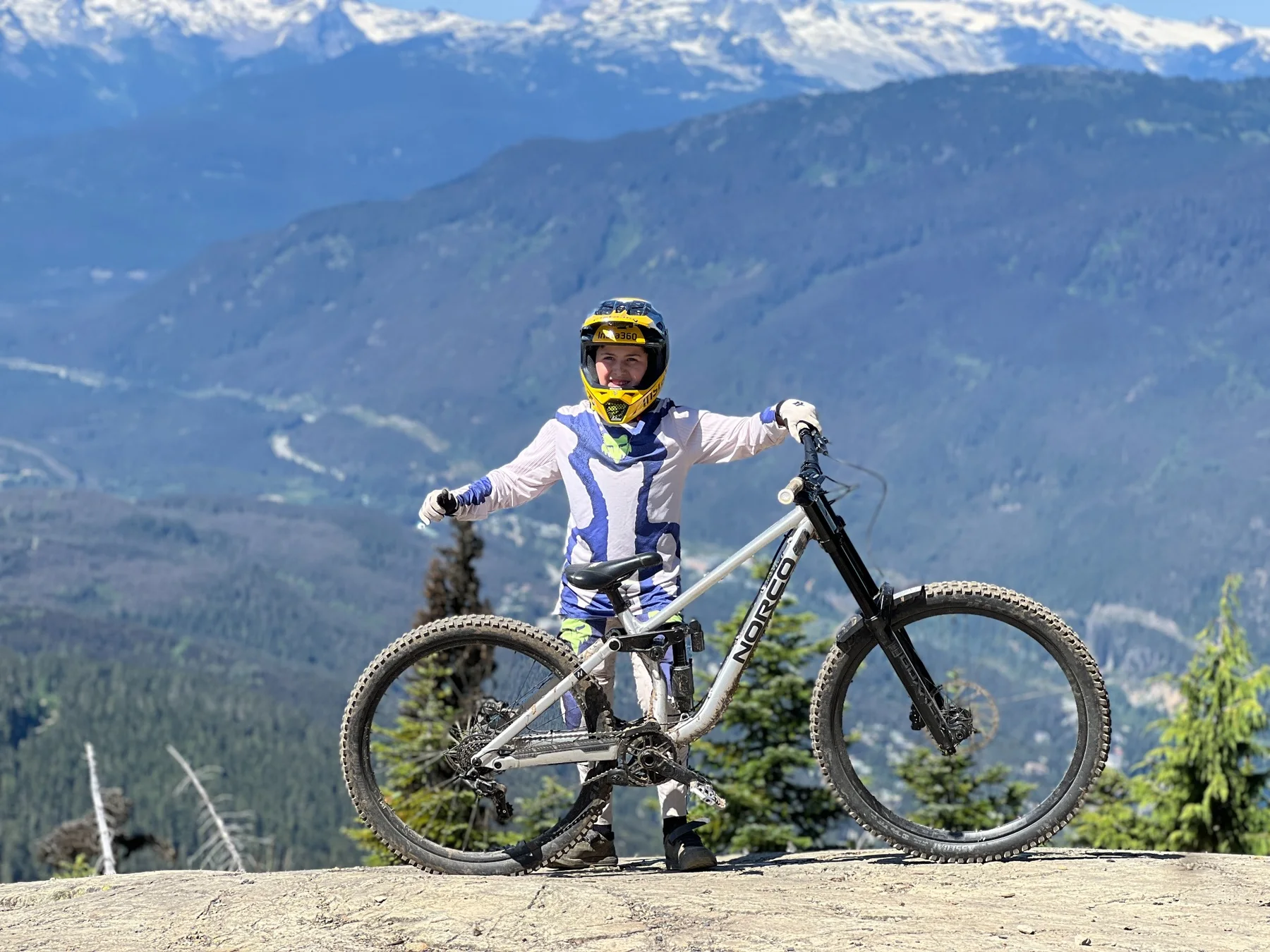 Mateo con Norco Torrent en Whistler