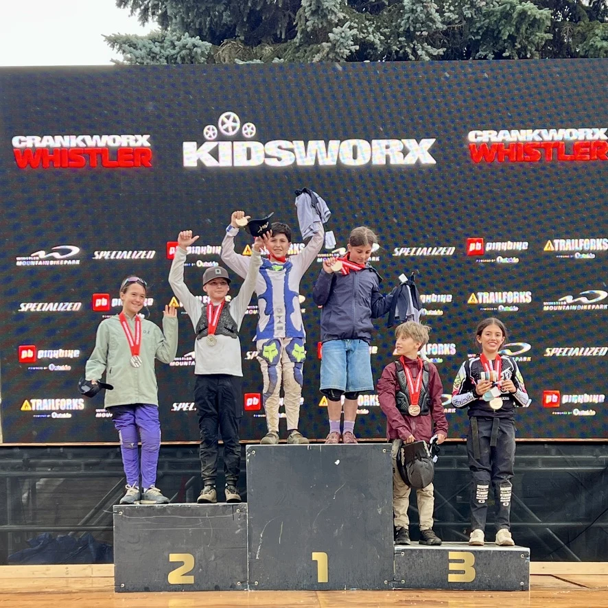 Podio Kidsworx B-Line DH 2026